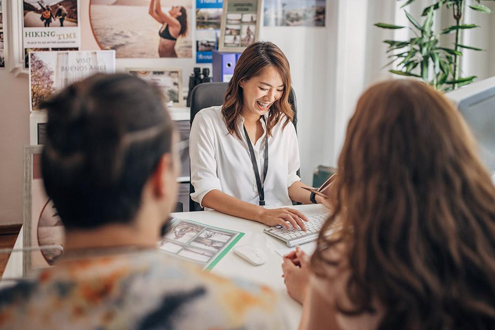 Working with a group travel advisor